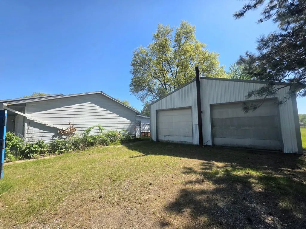 2755 S Sheridan Road Evergreen Township MI 48888