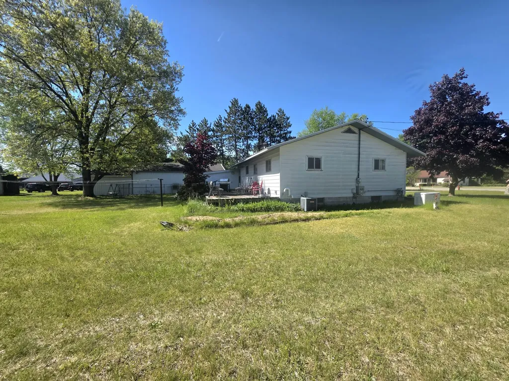 2755 S Sheridan Road Evergreen Township MI 48888