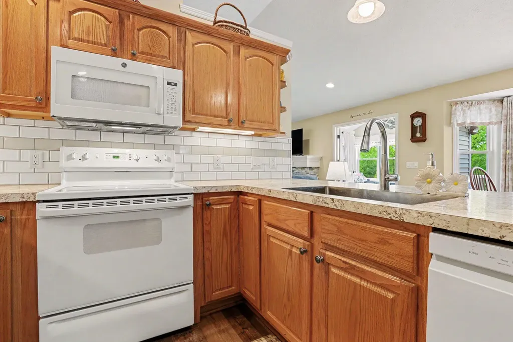 1818 S Pratt Lake Martin Township MI 49070