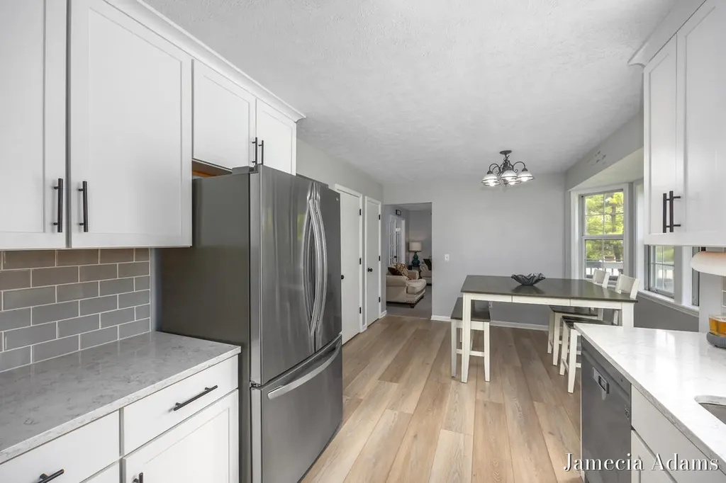 5204 Discovery Drive SE Kentwood City MI 49508