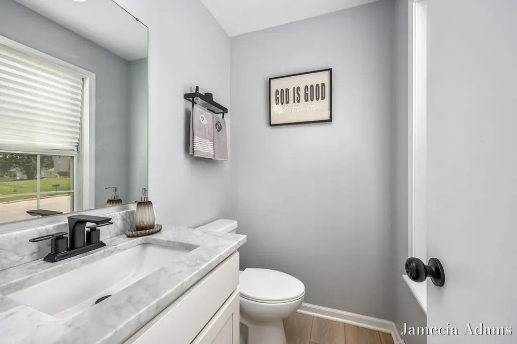 5204 Discovery Drive SE Kentwood City MI 49508