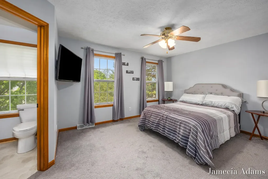 5204 Discovery Drive SE Kentwood City MI 49508