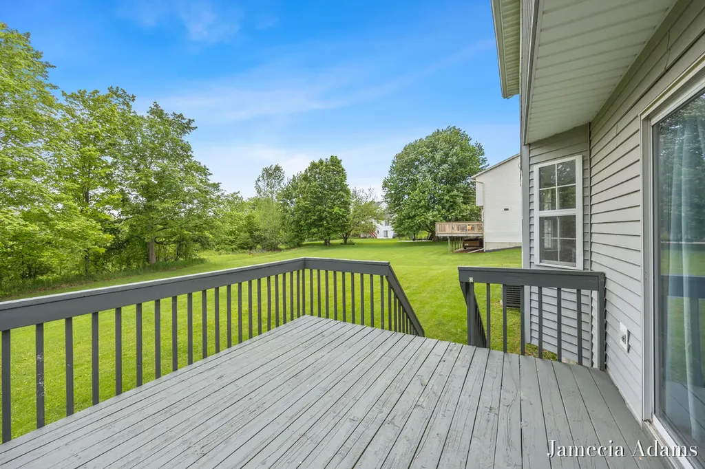 5204 Discovery Drive SE Kentwood City MI 49508