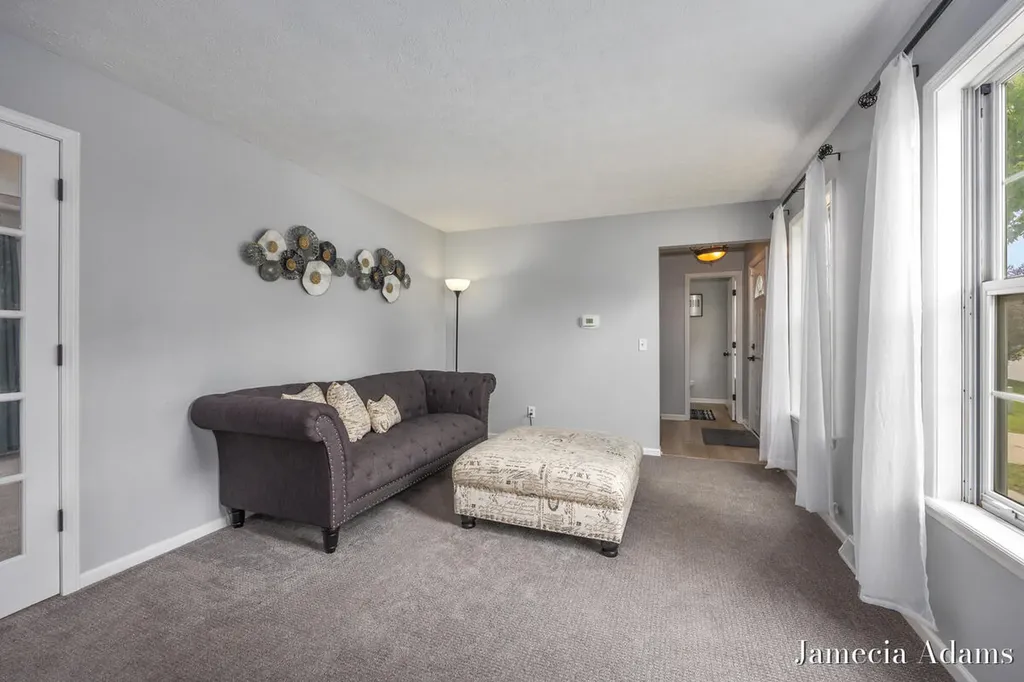 5204 Discovery Drive SE Kentwood City MI 49508