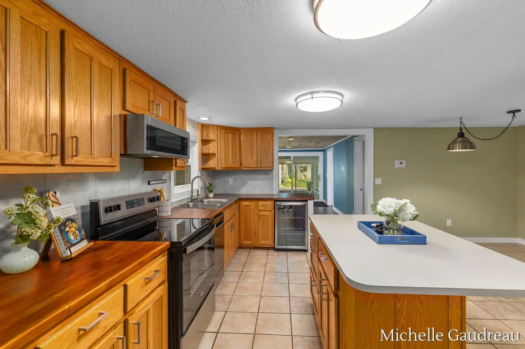 621 Eagle Point Road Woodland Township MI 48849