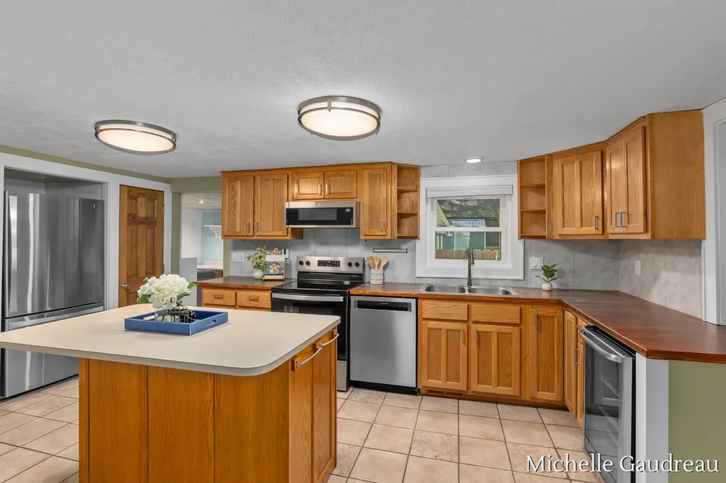 621 Eagle Point Road Woodland Township MI 48849