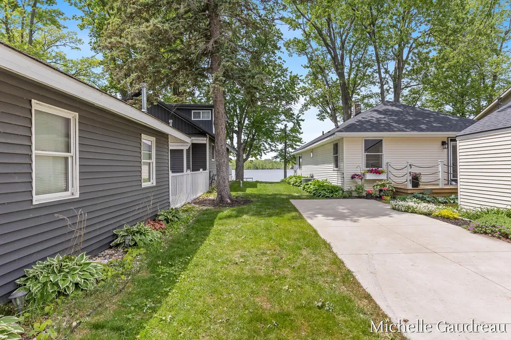 621 Eagle Point Road Woodland Township MI 48849