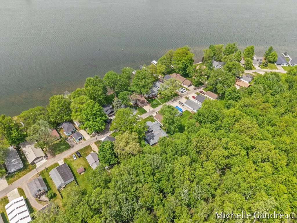 621 Eagle Point Road Woodland Township MI 48849