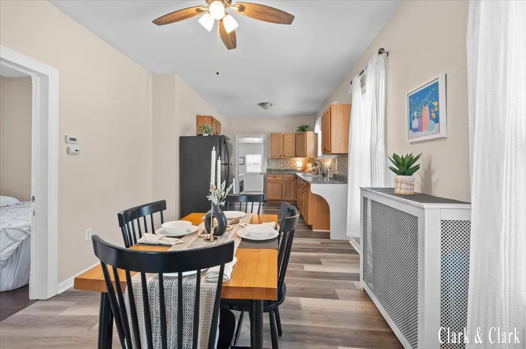 529 Carrier Street NE Grand Rapids City MI 49505
