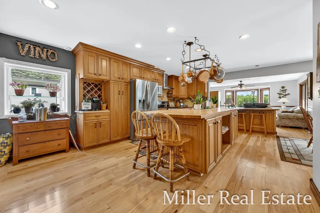 1589 Pleasant View Drive Rutland Charter Township MI 49058