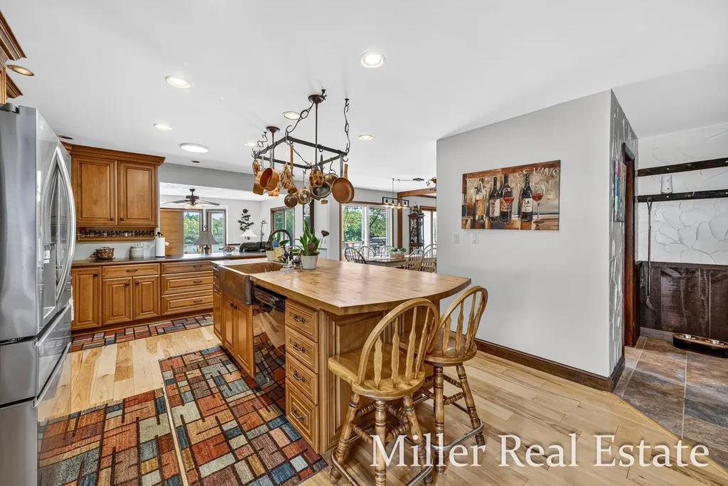 1589 Pleasant View Drive Rutland Charter Township MI 49058