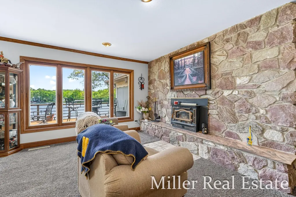 1589 Pleasant View Drive Rutland Charter Township MI 49058