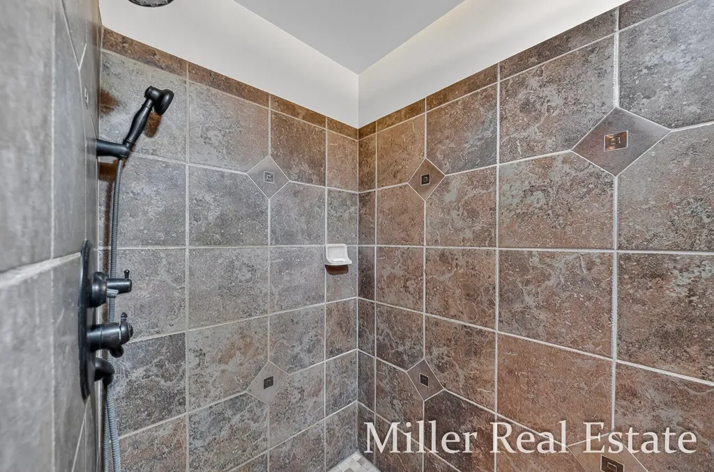 1589 Pleasant View Drive Rutland Charter Township MI 49058