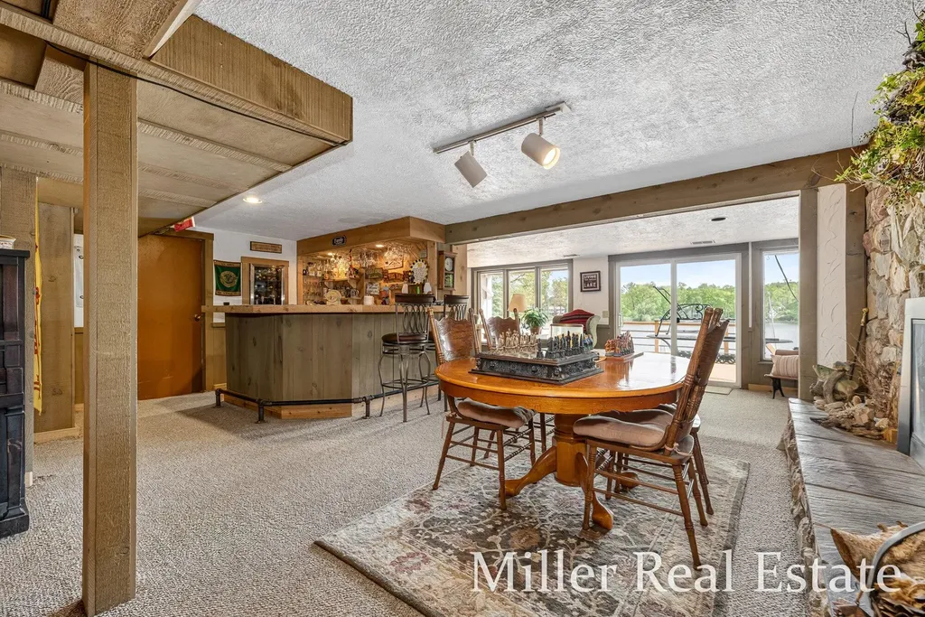 1589 Pleasant View Drive Rutland Charter Township MI 49058
