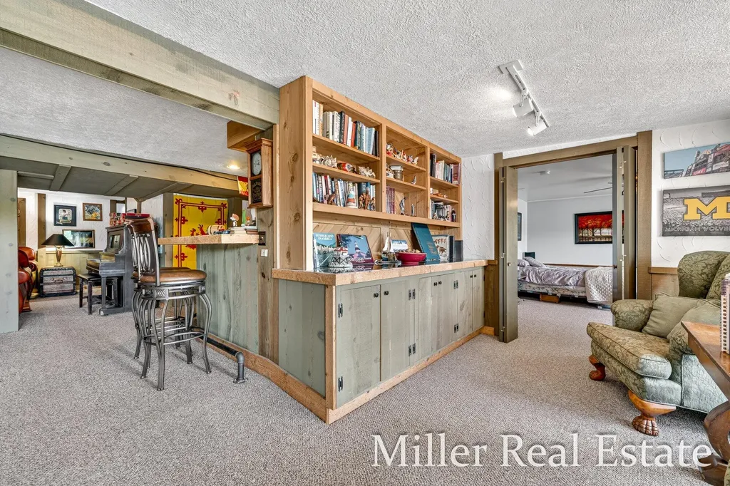 1589 Pleasant View Drive Rutland Charter Township MI 49058