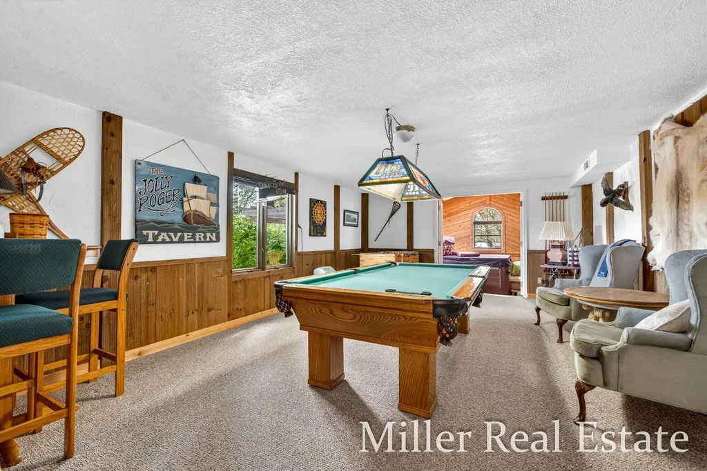 1589 Pleasant View Drive Rutland Charter Township MI 49058