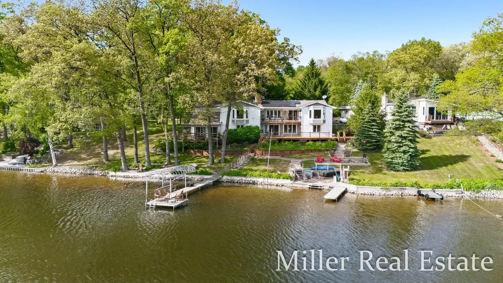 1589 Pleasant View Drive Rutland Charter Township MI 49058