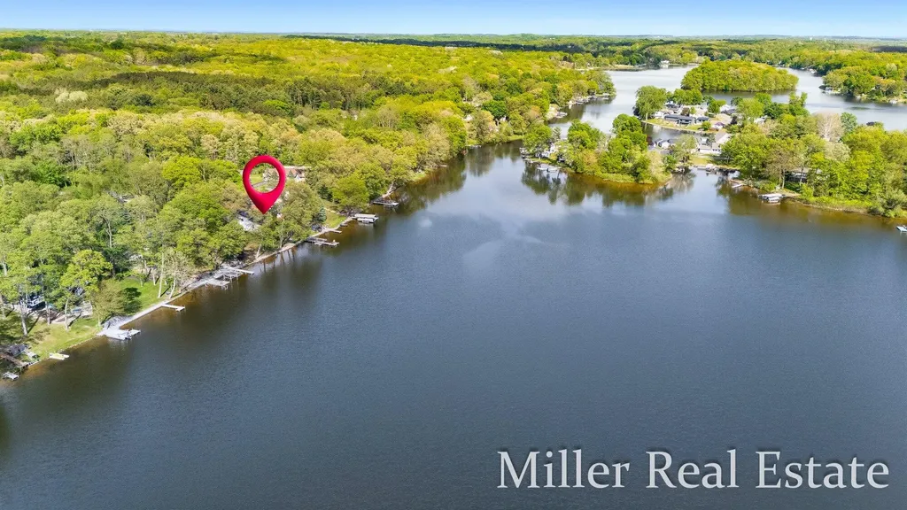 1589 Pleasant View Drive Rutland Charter Township MI 49058