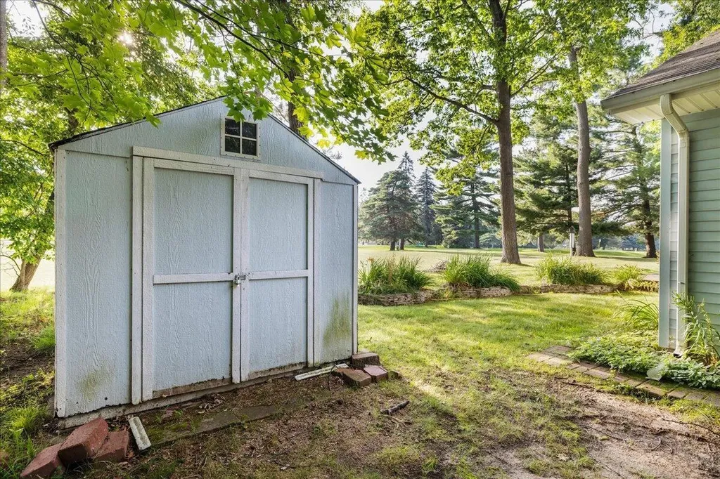 132 White Deer Trail Denton Township MI 48651
