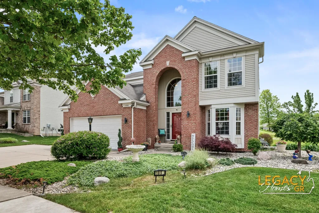 1850 Hollow Creek Drive SE Gaines Charter Township MI 49316