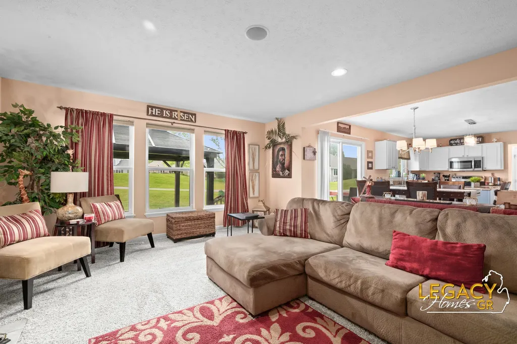 1850 Hollow Creek Drive SE Gaines Charter Township MI 49316