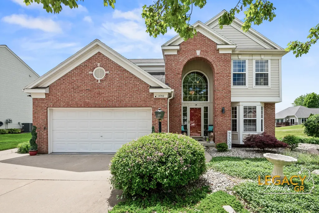 1850 Hollow Creek Drive SE Gaines Charter Township MI 49316