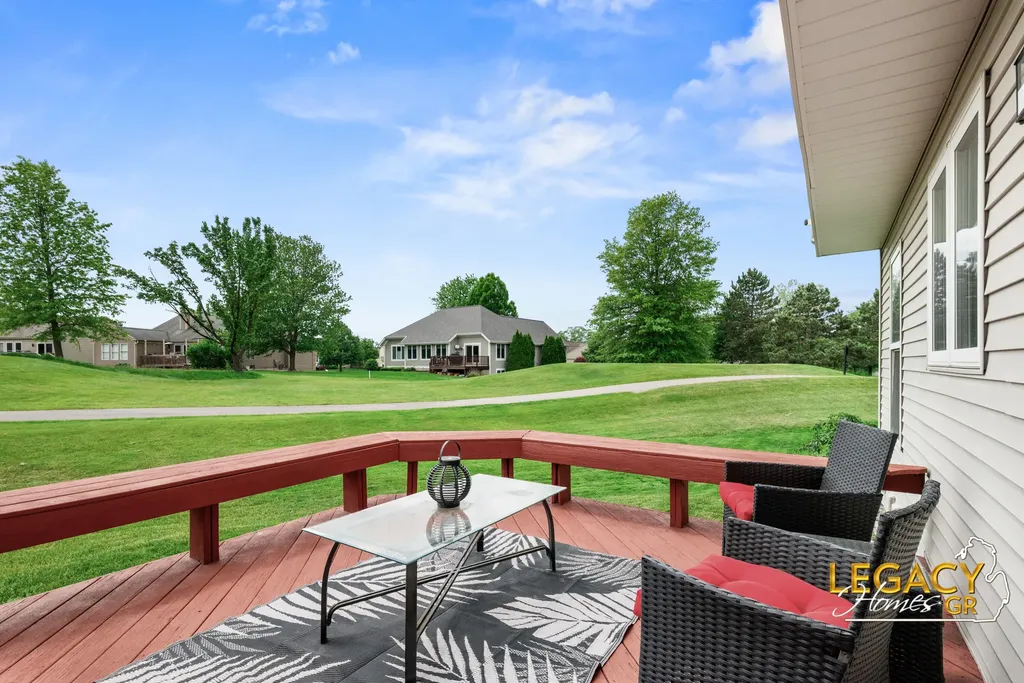 1850 Hollow Creek Drive SE Gaines Charter Township MI 49316