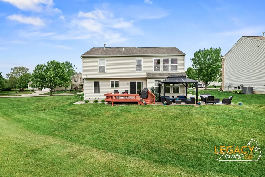 1850 Hollow Creek Drive SE Gaines Charter Township MI 49316