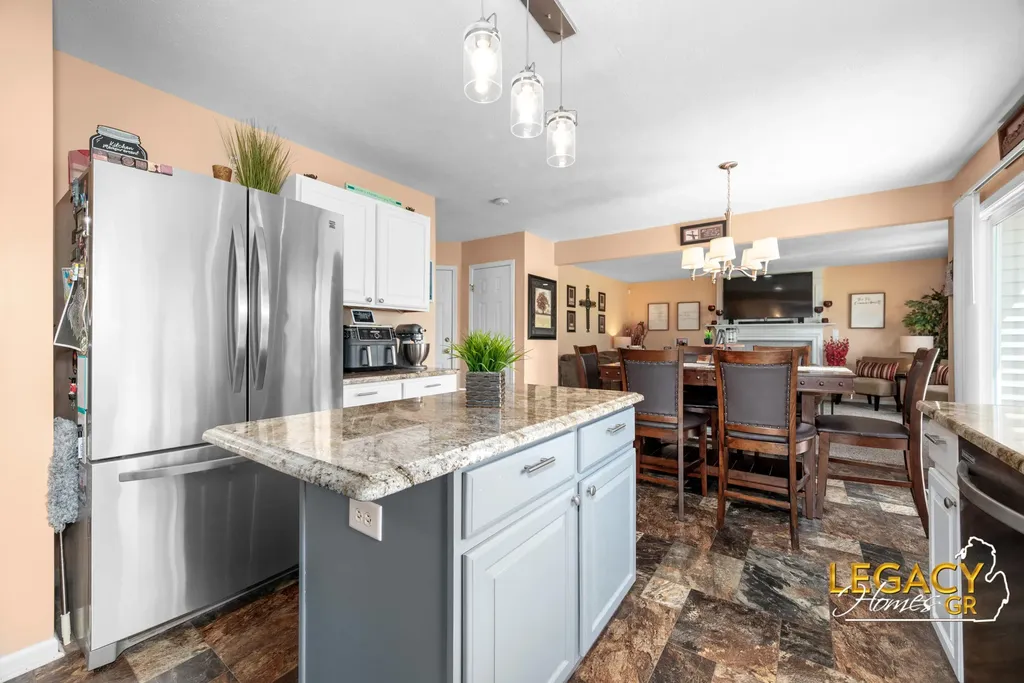 1850 Hollow Creek Drive SE Gaines Charter Township MI 49316
