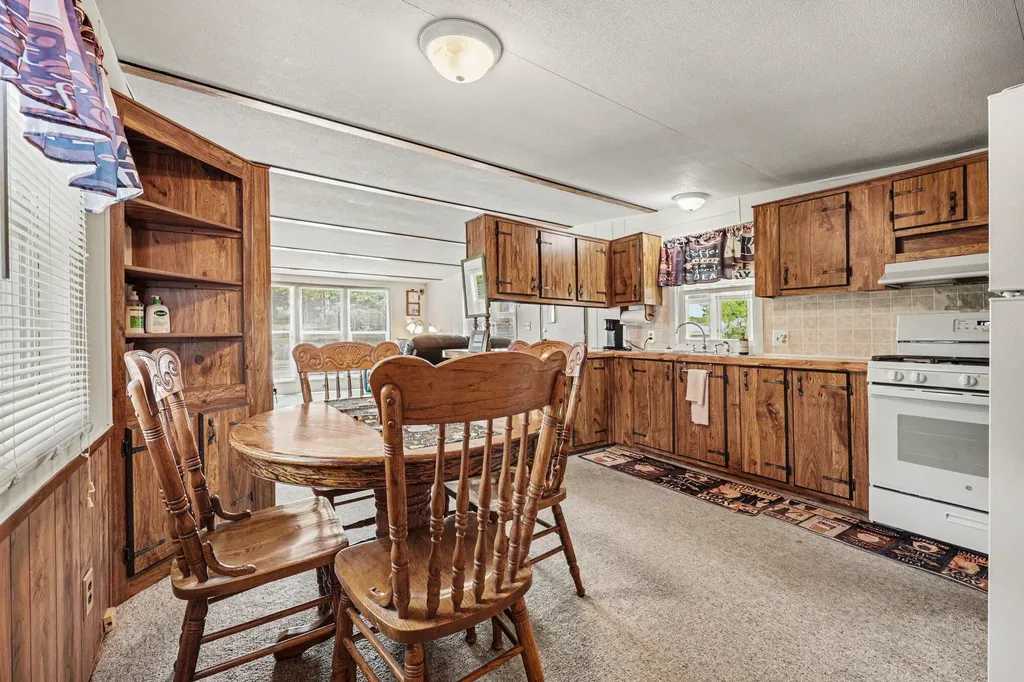 15827 Algoma Avenue NE Solon Township MI 49319