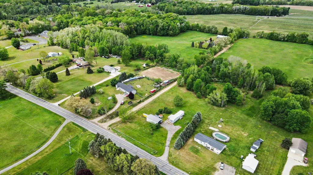 15827 Algoma Avenue NE Solon Township MI 49319