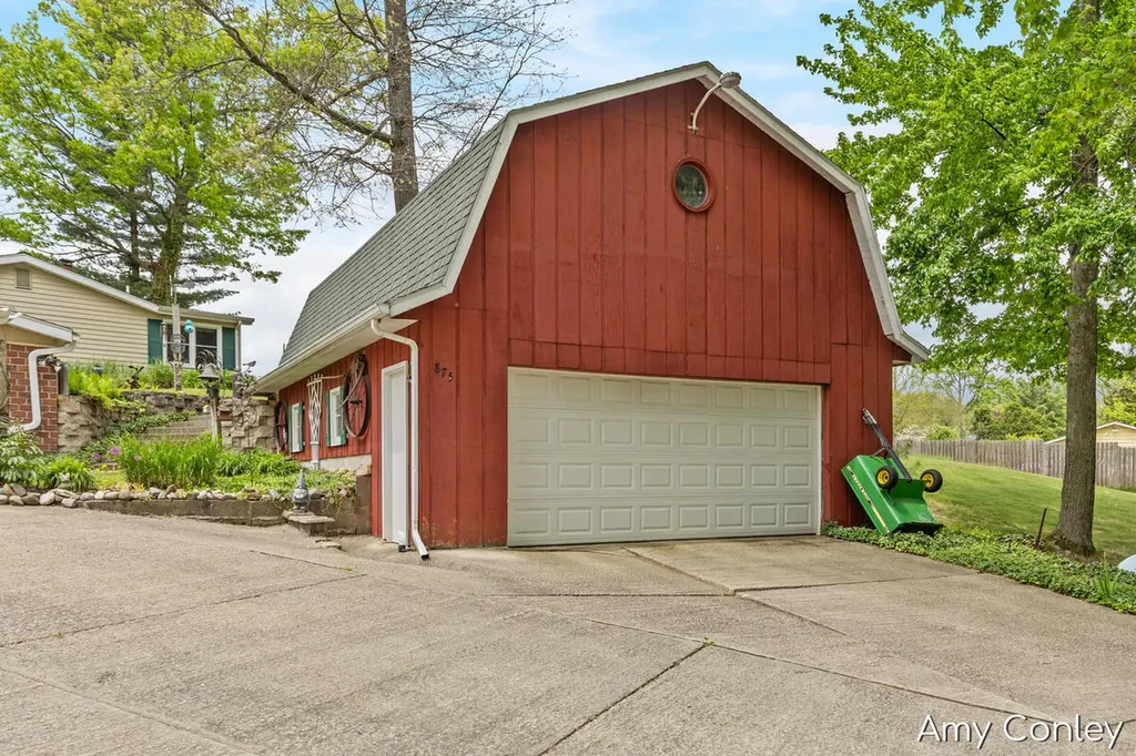 875 Bruce Drive Yankee Springs Township MI 49333