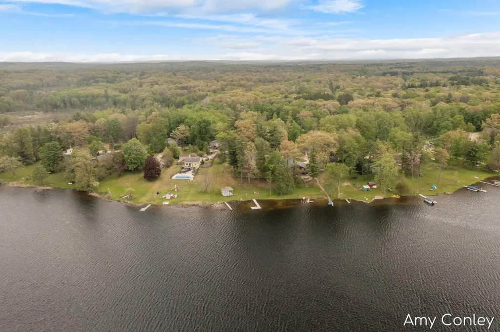 875 Bruce Drive Yankee Springs Township MI 49333