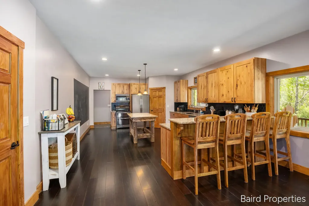 197 Leonard Street NW Tallmadge Charter Township MI 49534