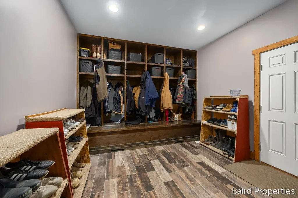 197 Leonard Street NW Tallmadge Charter Township MI 49534