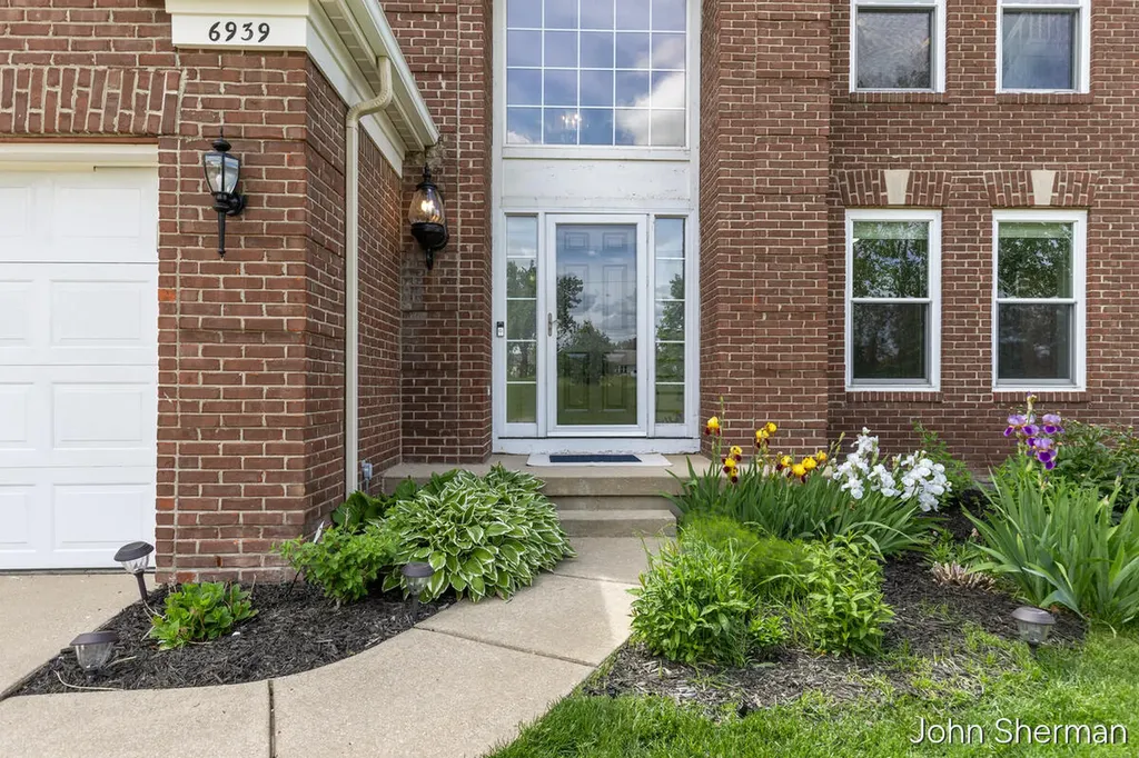 6939 Dale Hollow Drive SE Gaines Charter Township MI 49316