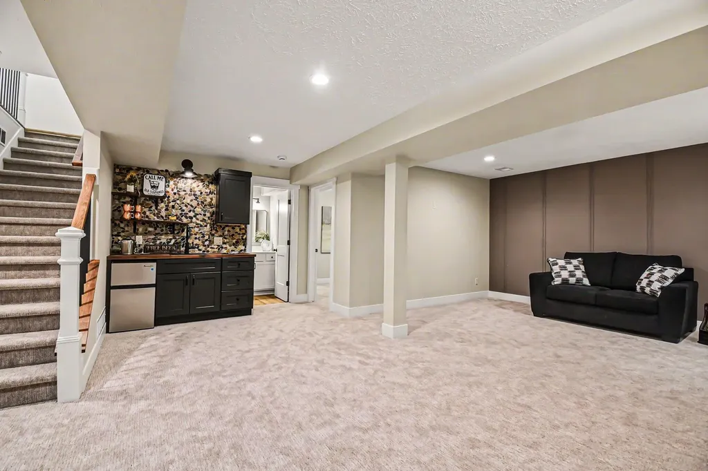 5615 Duncan Lane SE Caledonia Township MI 49316