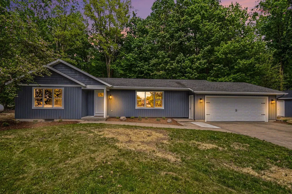 5615 Duncan Lane SE Caledonia Township MI 49316