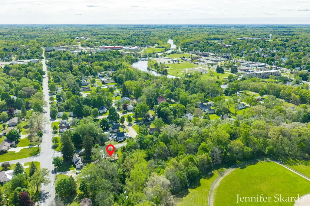 415 N State Road Belding City MI 48809