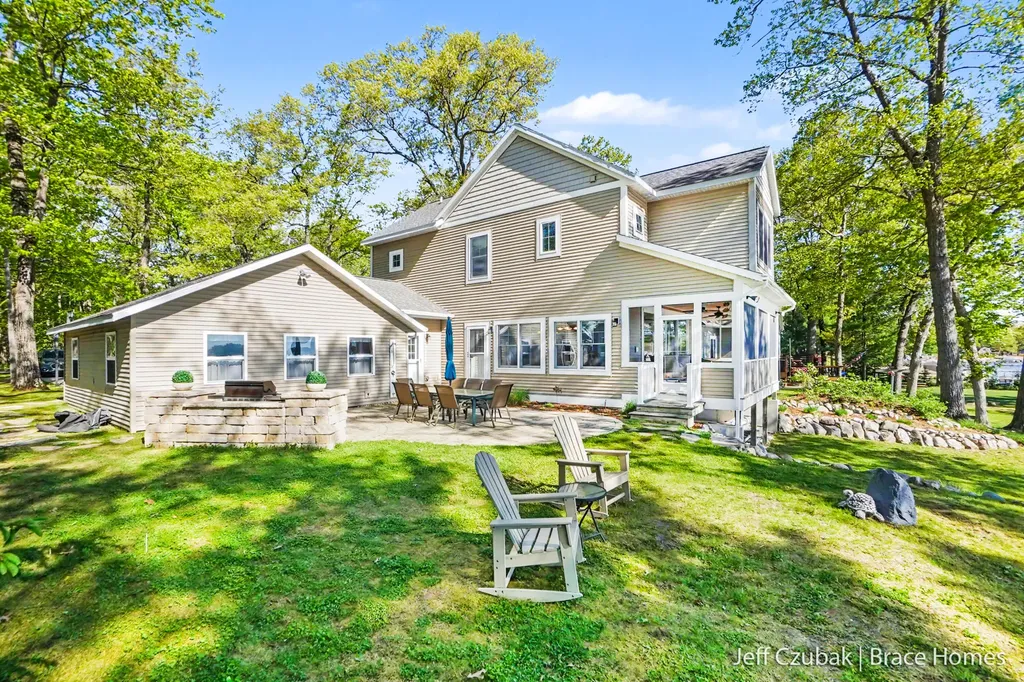 10311 S Rebecca Road Lake Township MI 49304