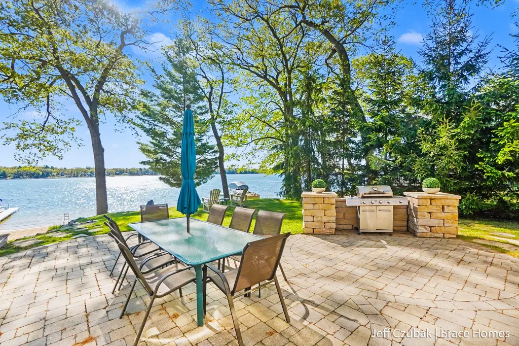 10311 S Rebecca Road Lake Township MI 49304