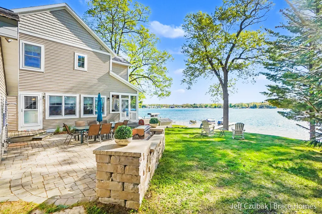 10311 S Rebecca Road Lake Township MI 49304