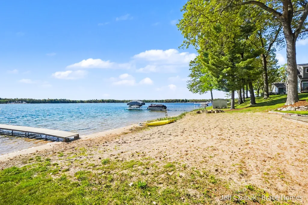 10311 S Rebecca Road Lake Township MI 49304