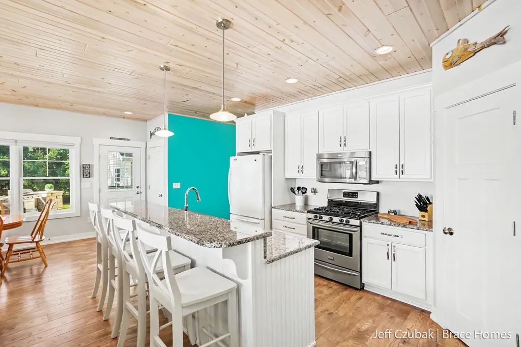 10311 S Rebecca Road Lake Township MI 49304