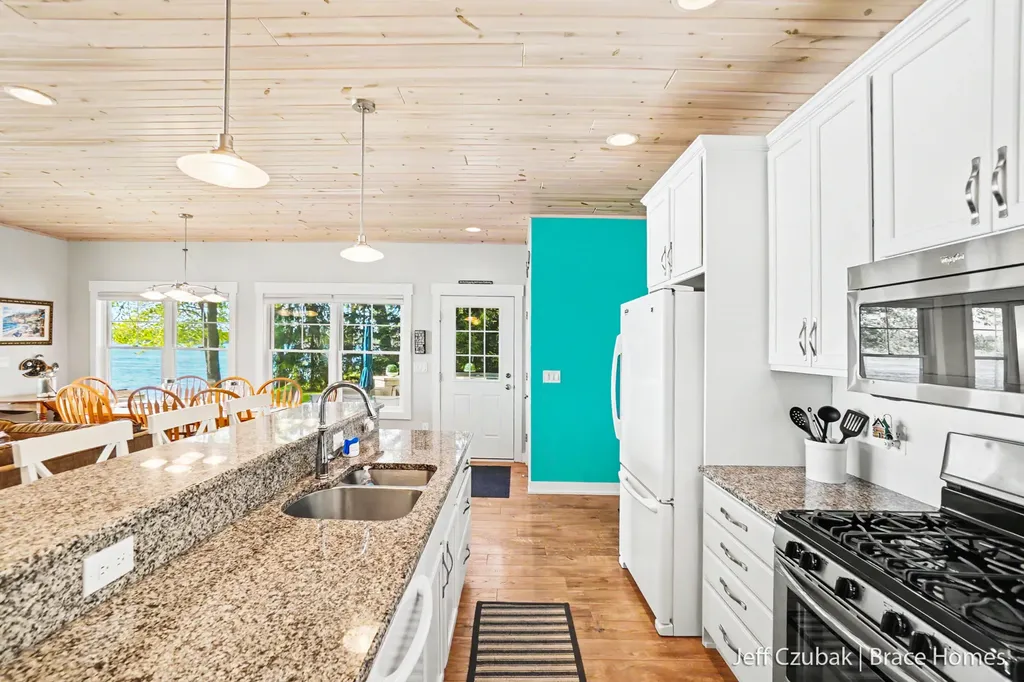 10311 S Rebecca Road Lake Township MI 49304
