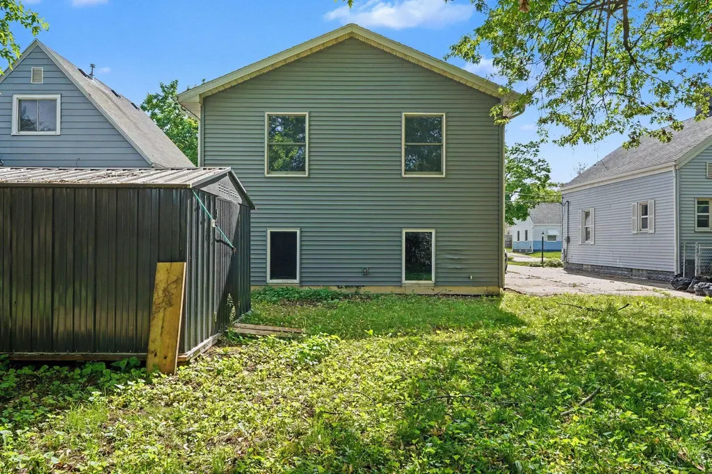 2051 Michael Avenue SW Wyoming City MI 49509