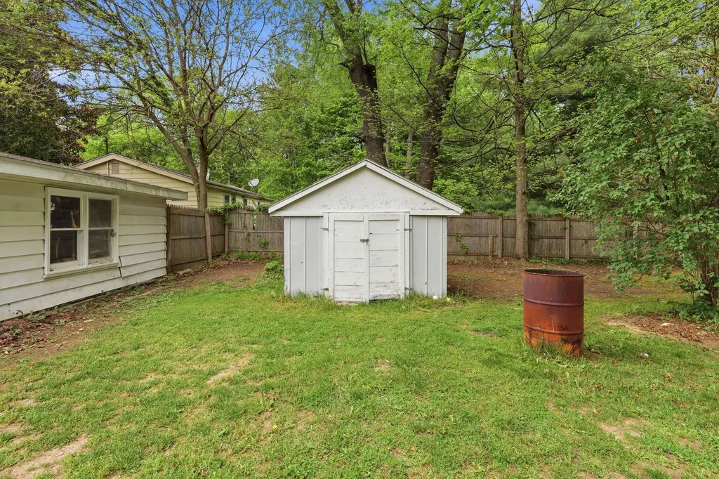 2205 S Broadway Street Hastings Charter Township MI 49058