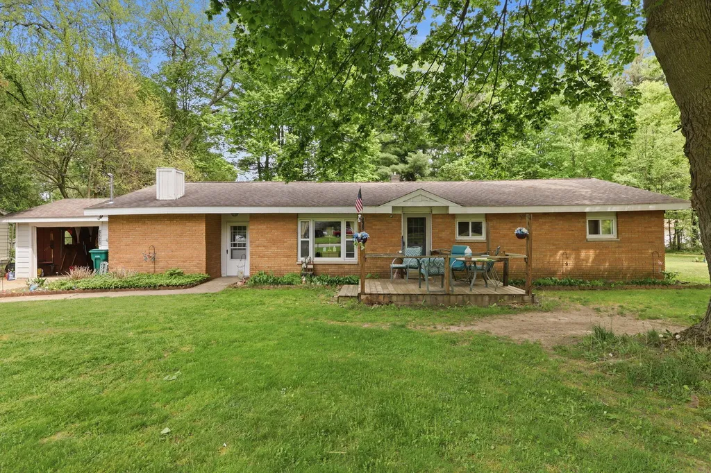 2205 S Broadway Street Hastings Charter Township MI 49058