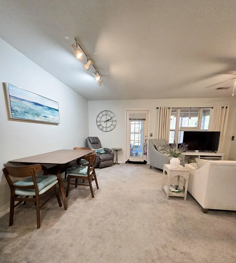 3360 Pine Meadow Drive SE Kentwood City MI 49512