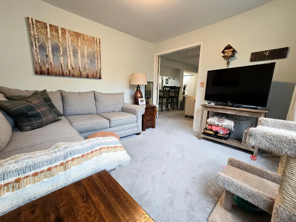 3360 Pine Meadow Drive SE Kentwood City MI 49512